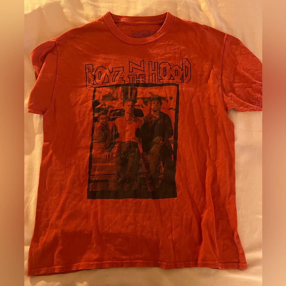 Tee